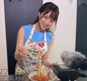 요시자와 아키호가 요리교실을 시작! '기초부터 제대로 소수인원으로 수업'