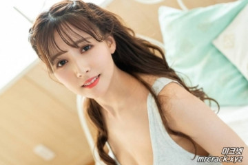 미카미 유아, 본인의 화보 NFT 경매. 최고 낙찰자와 '저녁 데이트' 공약