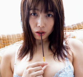 일본 인기 인플루언서 겸 풍속업소녀가 그라비아에 첫 도전! [인터뷰 번역]