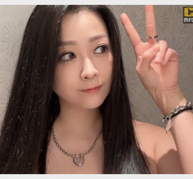 전 AV 배우 코무카이 미나코 결혼 발표! 많은 팬들의 축하 이어져..