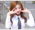 아일리원 로나 직찍 250329 홍대 버스킹 고화질 사진