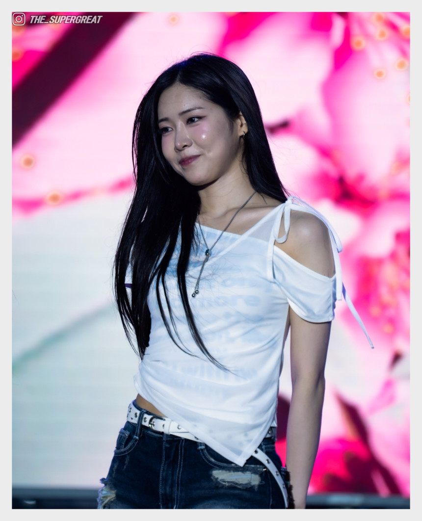 러브원 아연 2025 여르미오페스티벌 250816 직찍