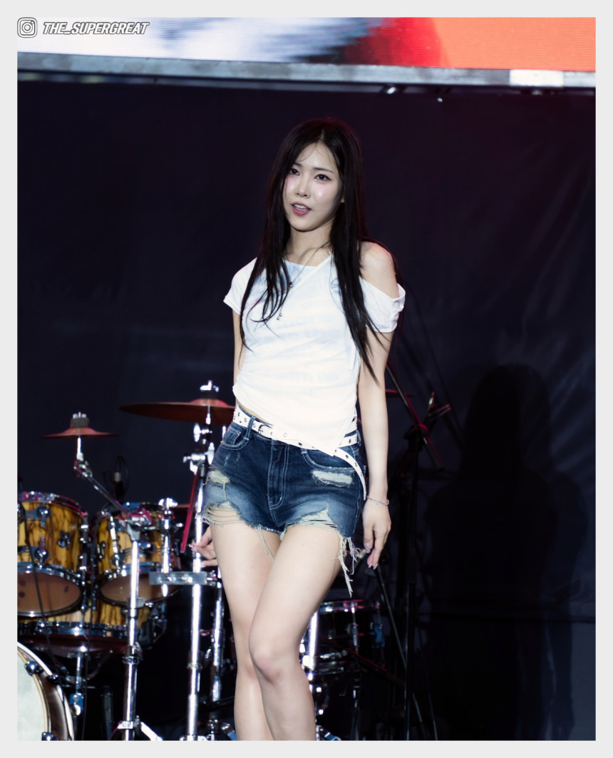 러브원 아연 2025 여르미오페스티벌 250816 직찍