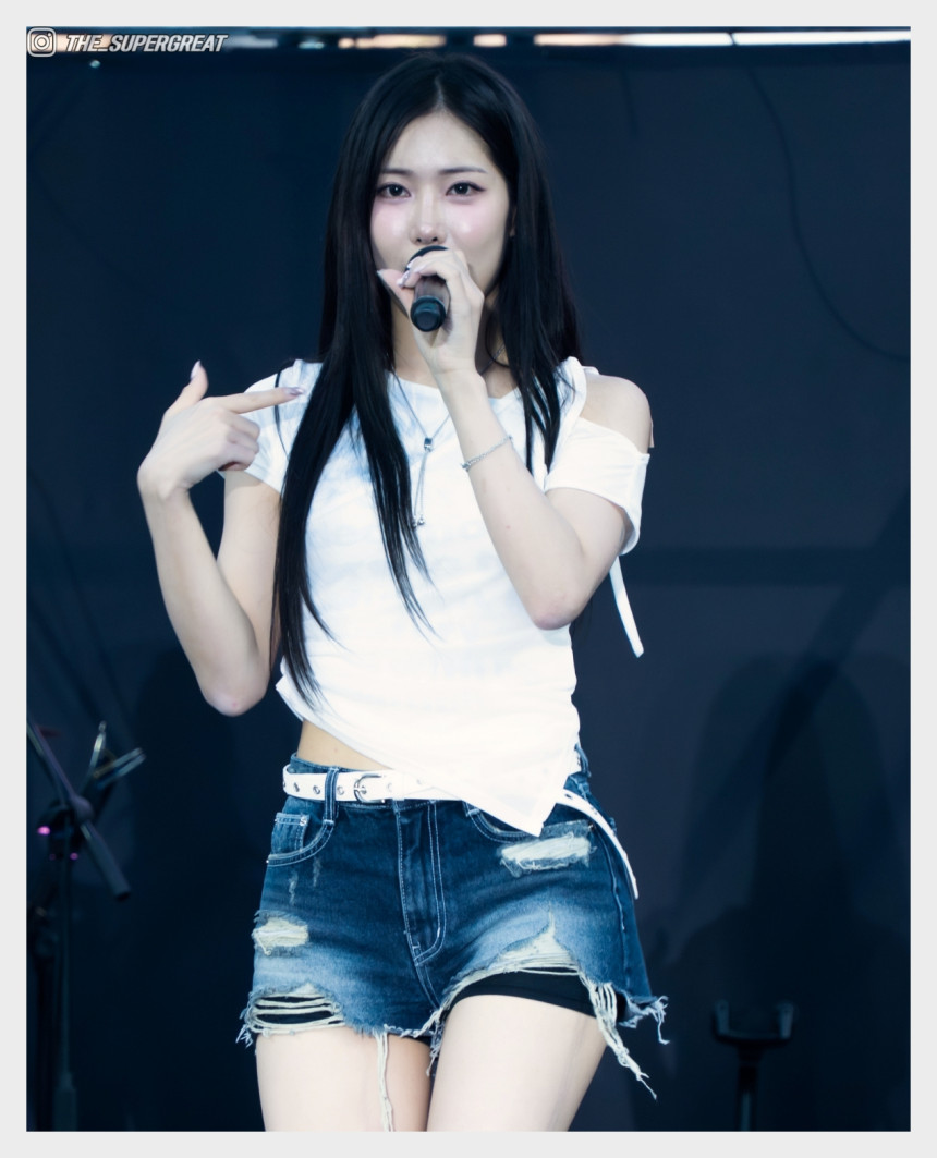 러브원 아연 2025 여르미오페스티벌 250816 직찍