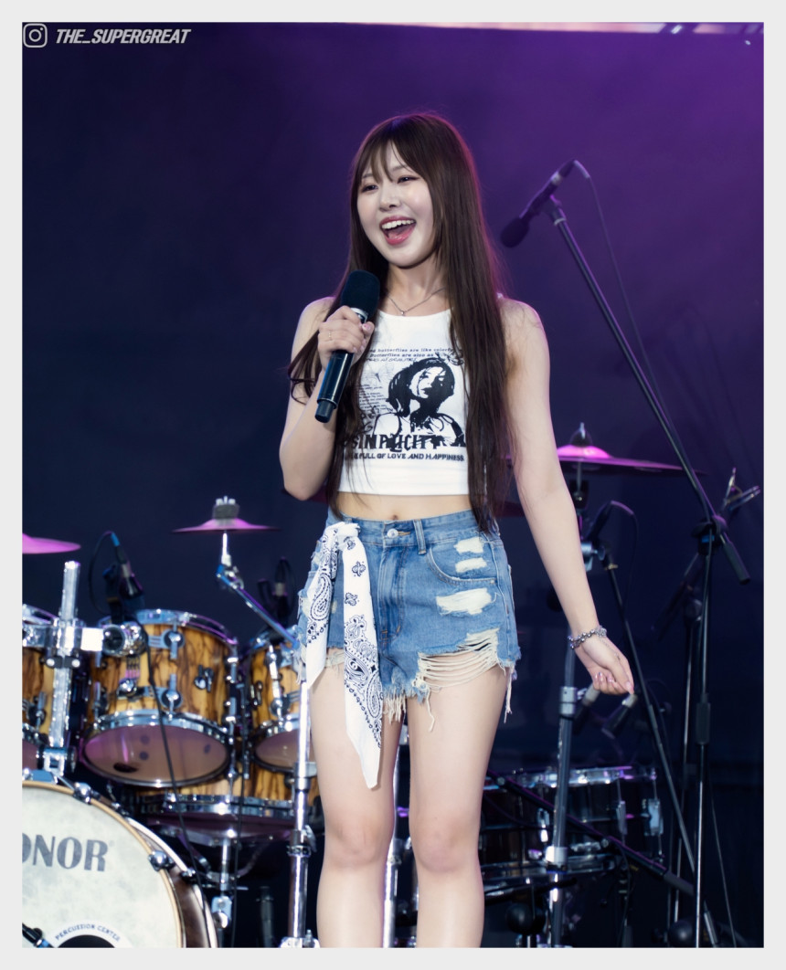 러브원 유나 2025 여르미오페스티벌 250816 직찍