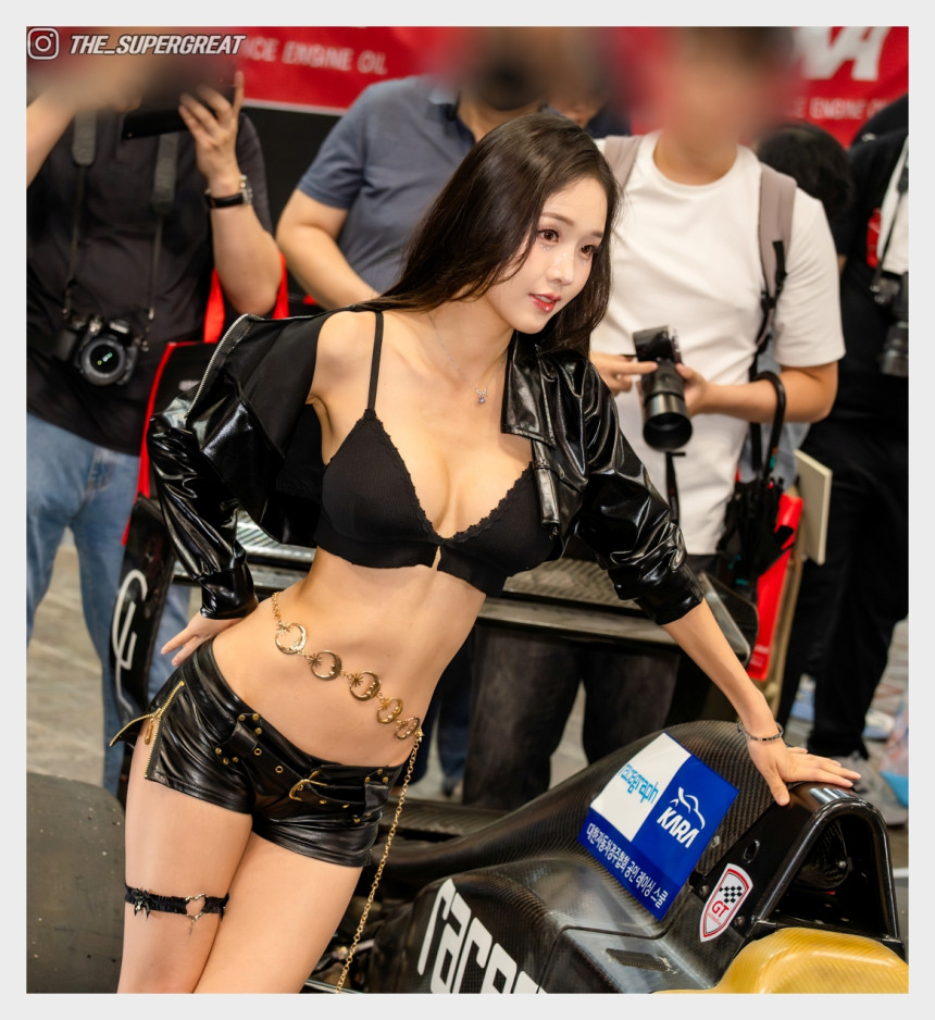 김가온 2025 오토살롱테크코리아 EXXA 엔진오일 부스 250920 직찍 - 모델 김가온