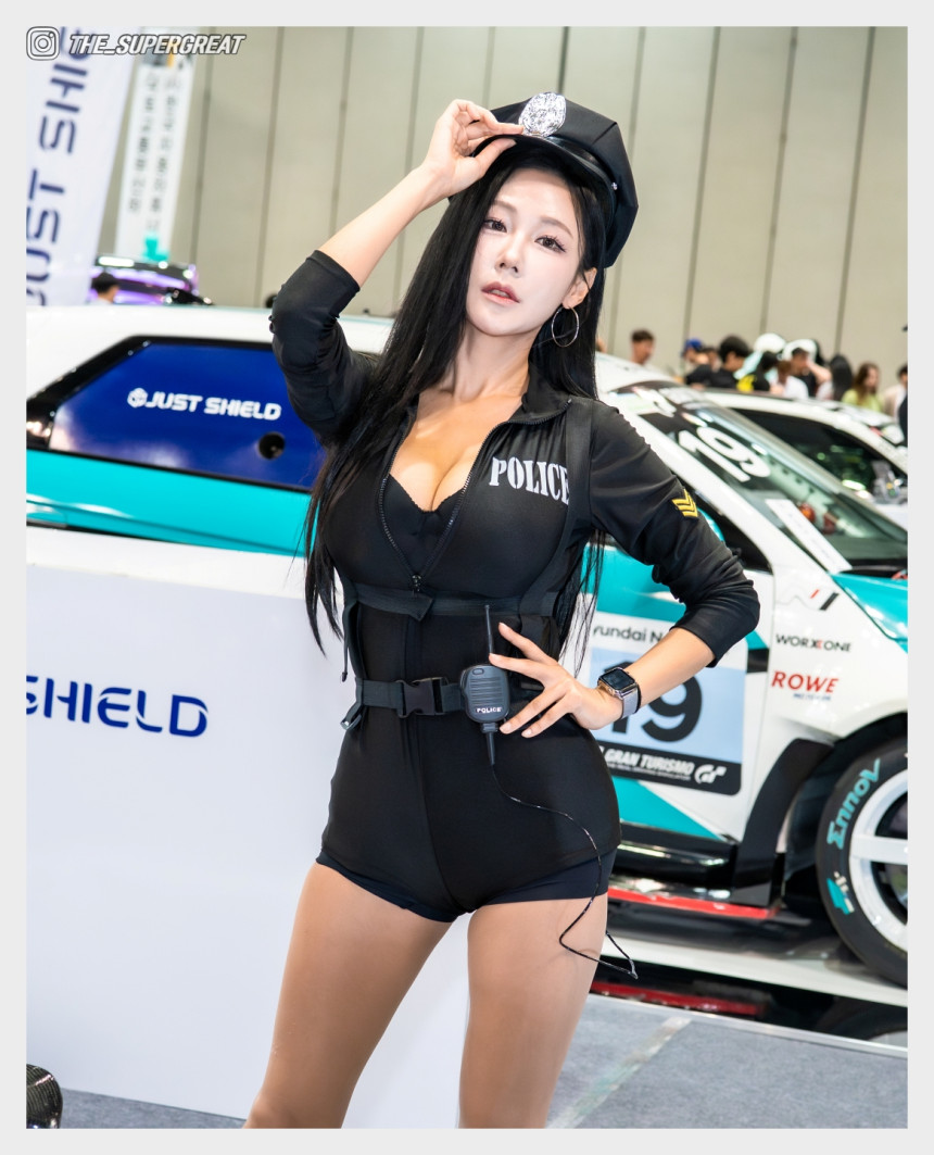 꽃태희 2025 오토살롱테크코리아 저스트 쉴드 부스 250920 직찍 - 모델 꽃태희