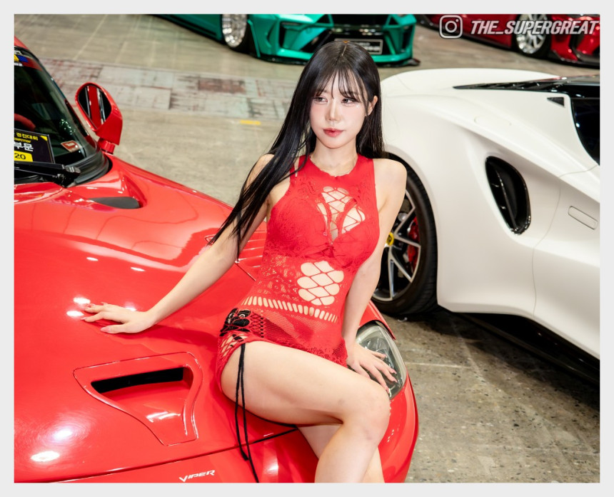 정은이 2025 오토살롱테크코리아 브라비오 부스 250920 직찍 - 모델 정은이 - 21