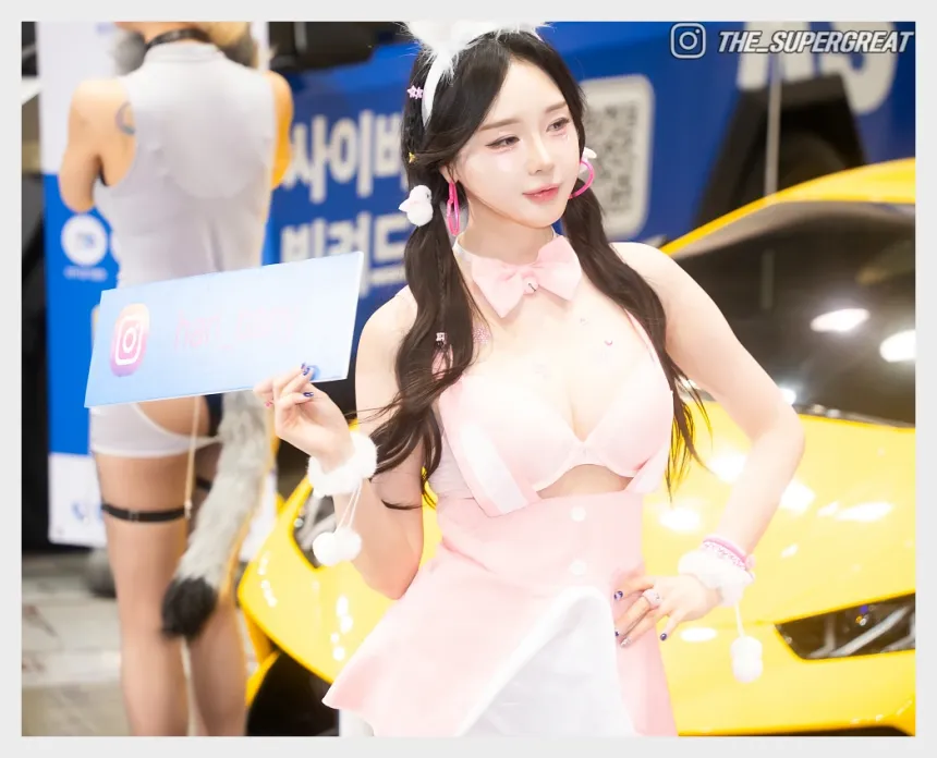 반하리 2025 오토살롱테크코리아 250921 직찍 - 모델 반하리 - 8