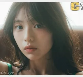 키쿠치 히나, 사진집 'Weekender' 출시!  레이와 품절 퀸의 편안한 매력